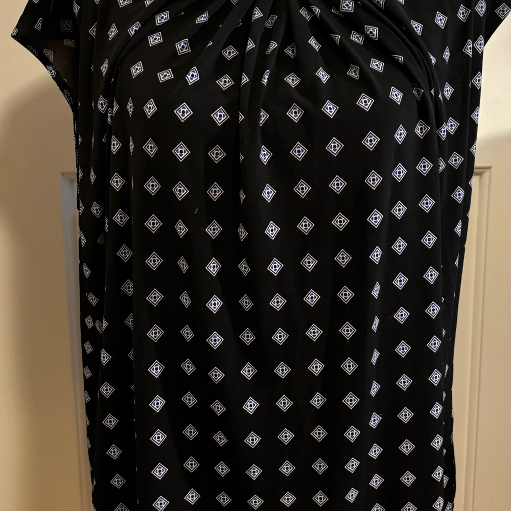 Women’s blouse